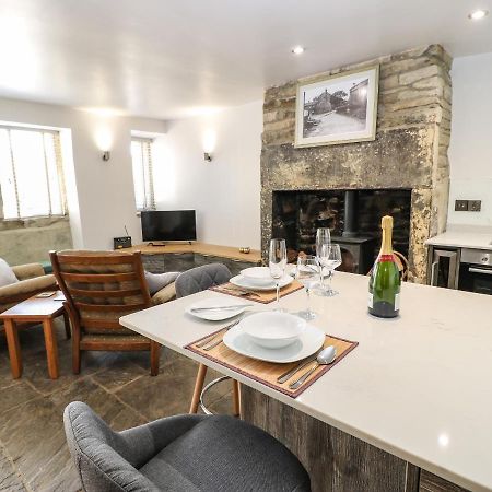 Ha'Penny Cottage Holmfirth Exterior photo